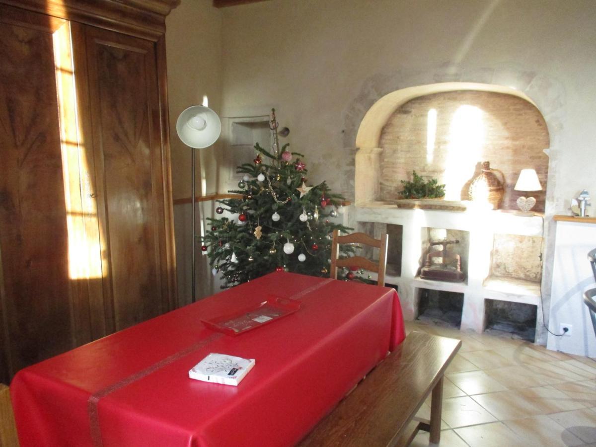 Logis De Bois Roche Villa Saint-Bonnet-sur-Gironde Екстериор снимка