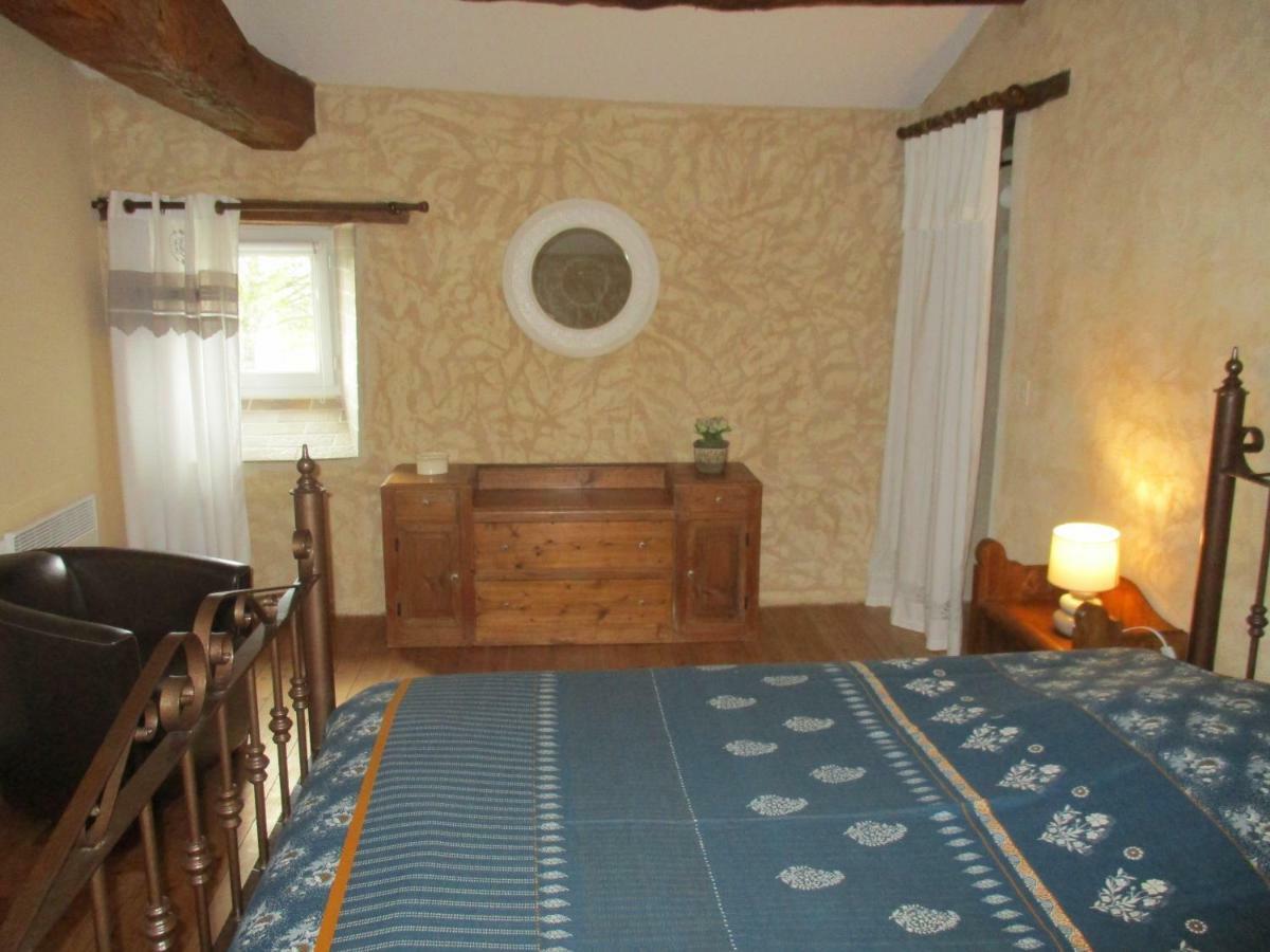 Logis De Bois Roche Villa Saint-Bonnet-sur-Gironde Екстериор снимка