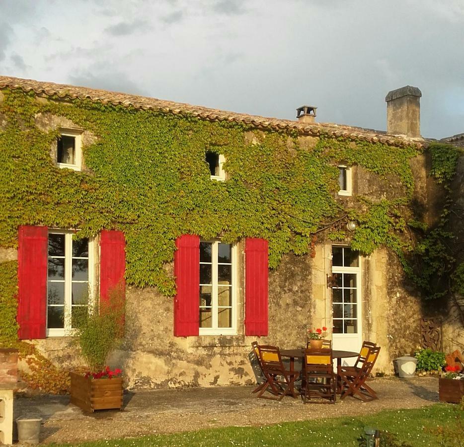 Logis De Bois Roche Villa Saint-Bonnet-sur-Gironde Екстериор снимка